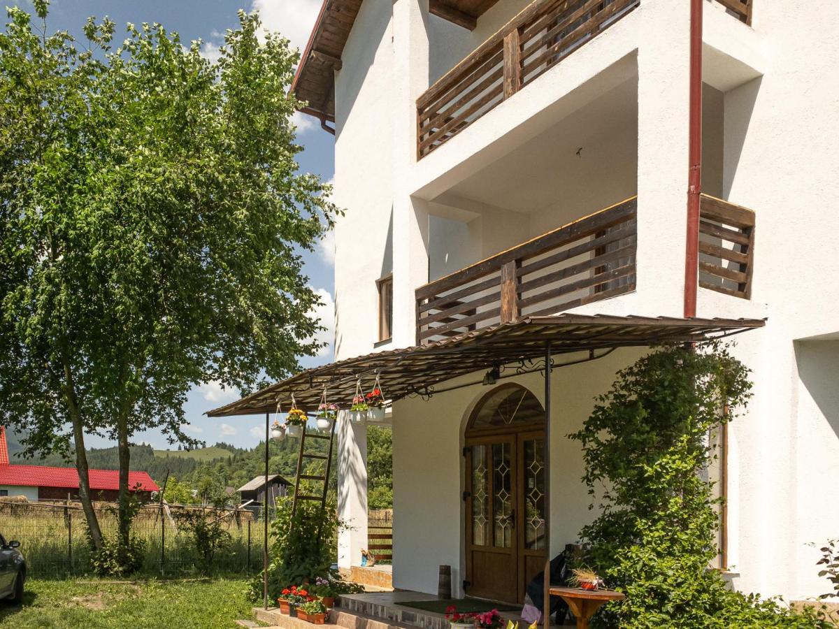 Pensiunea Magda Câmpulung Moldovenesc Екстериор снимка